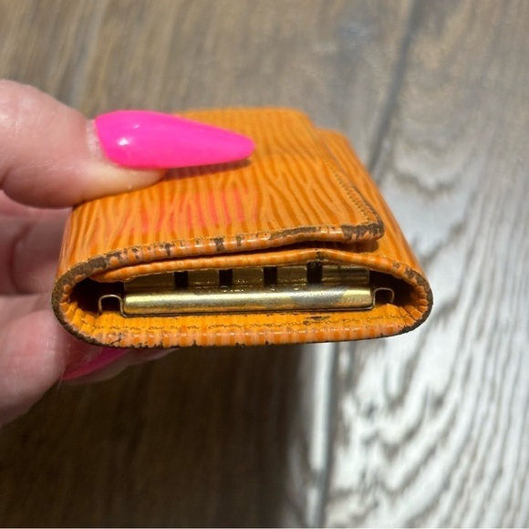 Louis Vuitton 4 ring key wallet orand - Picture 3 of 12